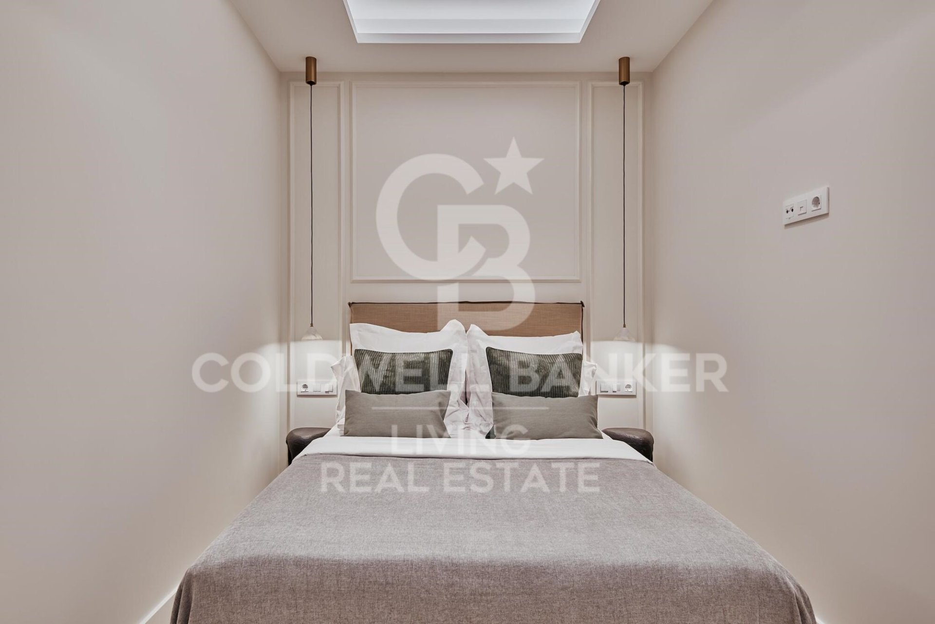 Apartamento en Madrid, España 2 dormitorios, 71 m2 No. 178614