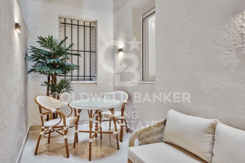 Apartment à vendre à Madrid, Espagne, 2 chambres, 71 m2 No. 178614 - photo 23