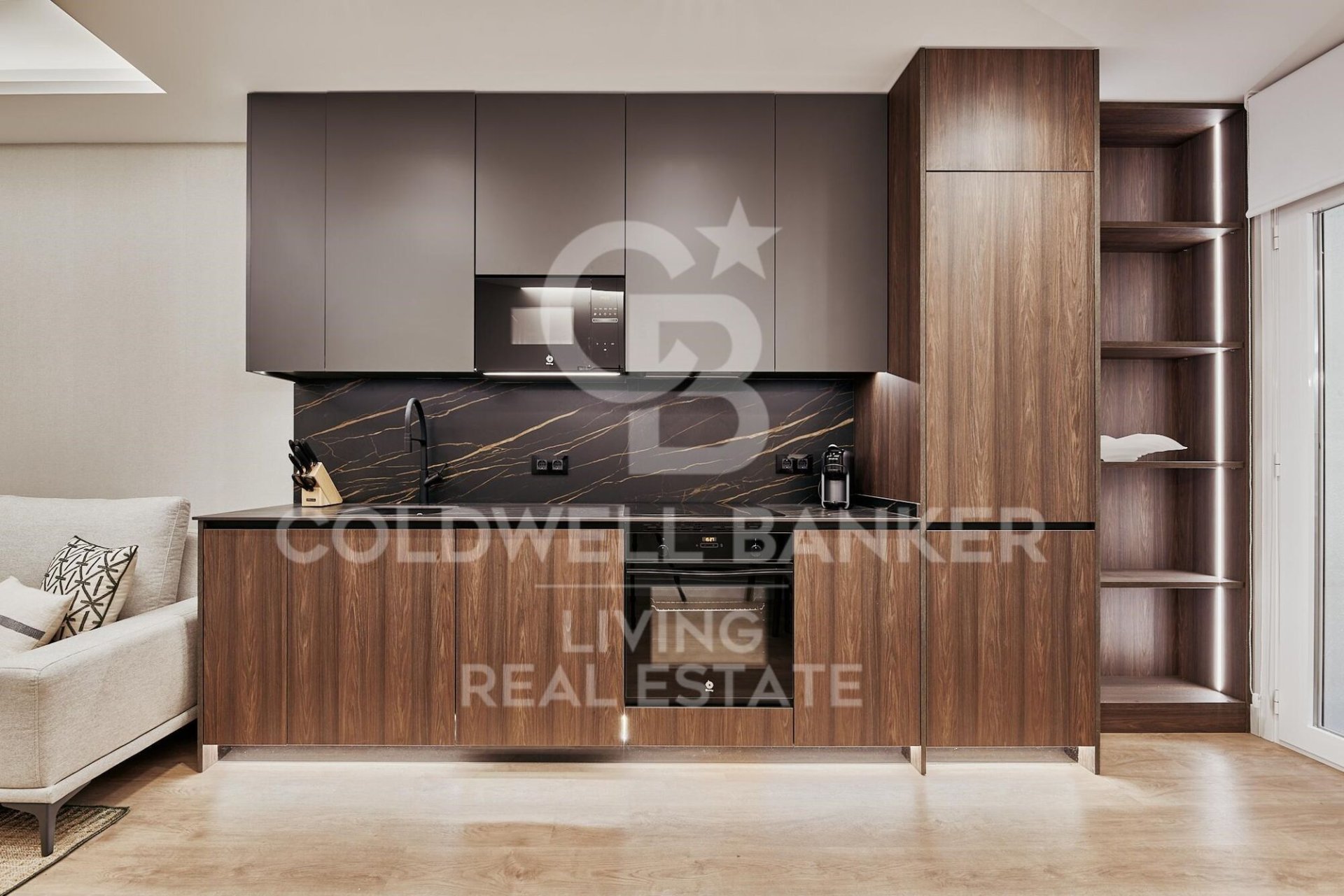 Apartamento en Madrid, España 2 dormitorios, 71 m2 No. 178614