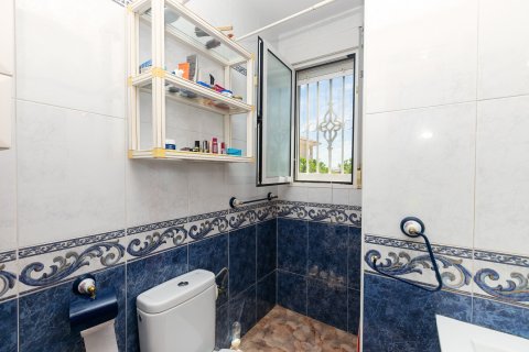 Huvila myytävänä La Zenia, Alicante, Espanja, 4 makuuhuonetta, 158 m2 No. 189538 - kuva 29