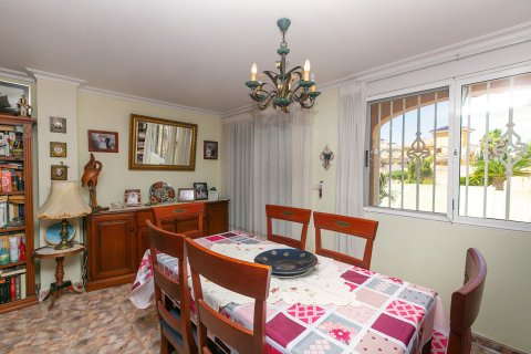 Huvila myytävänä La Zenia, Alicante, Espanja, 4 makuuhuonetta, 158 m2 No. 189538 - kuva 21