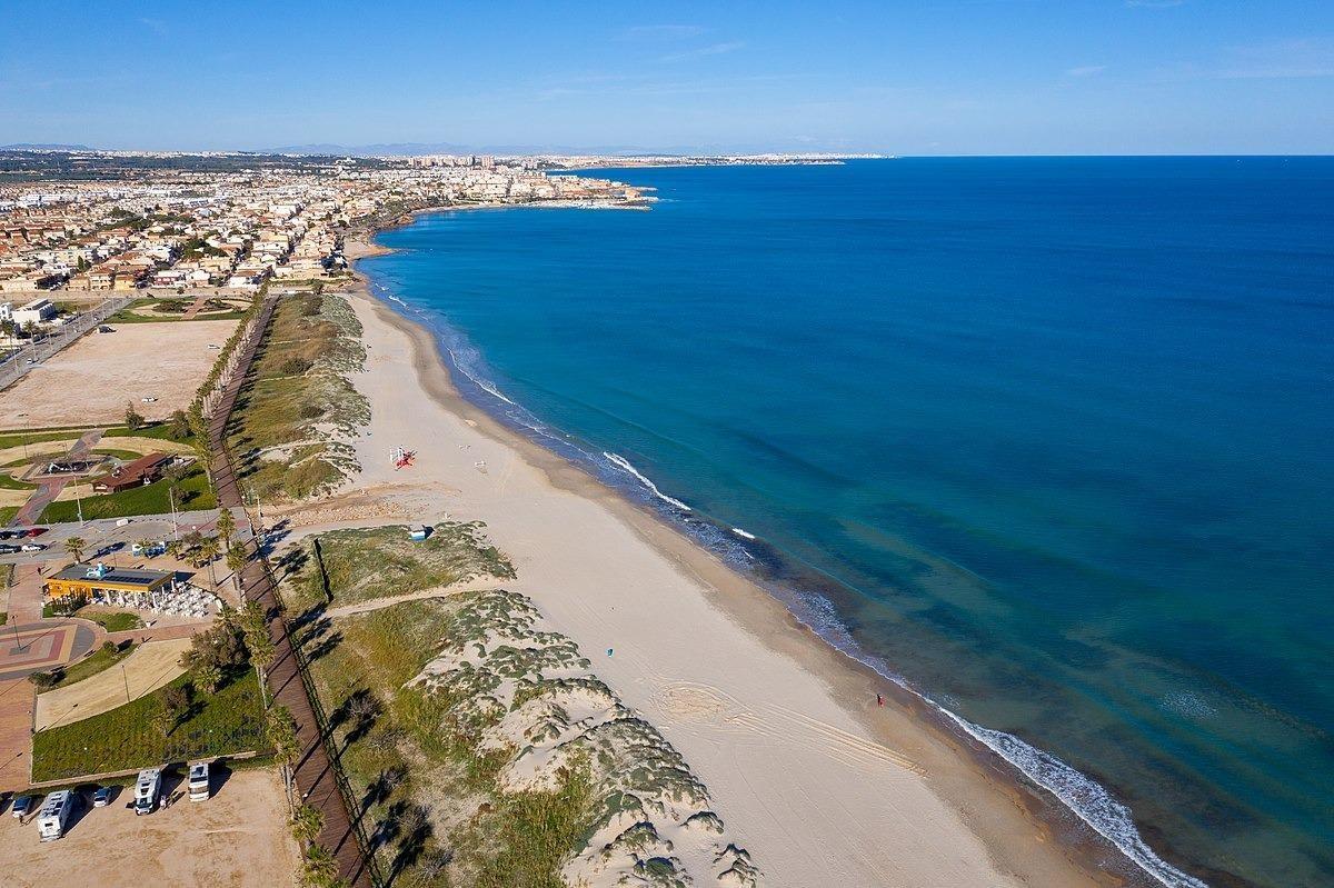 Villa Pilar de la Horadada, Alicante, Spānijā 2 istabas, 71 m2 Nr. 149253