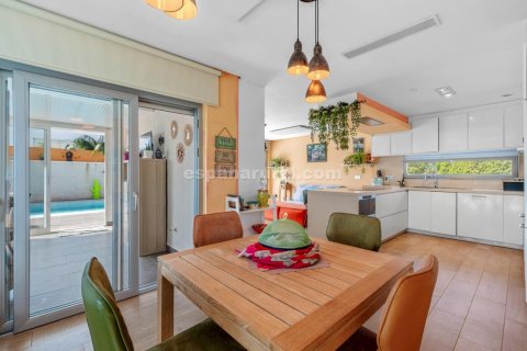 Willa w Benijofar, Alicante, Hiszpania 2 sypialnie, 210 mkw. nr 143634 – zdjęcie 3