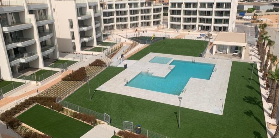 Apartment in Villamartin, Alicante, Spain 2 bedrooms, 103 sq.m. No. 142475