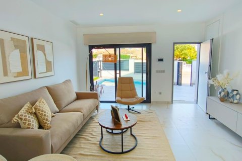 Villa till salu i Pinar De Campoverde, Alicante, Spanien 3 sovrum, 116 kvm. Nr. 75482 - foto 7