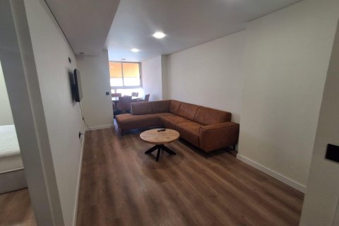 Huoneisto vuokrattavana Benidorm, Alicante, Espanja , 79 m2 No. 166567 - kuva 22