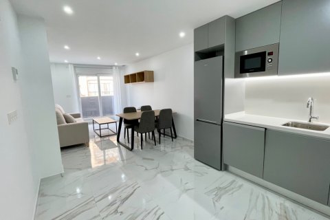 Huoneisto Torrevieja, Alicante, Espanja 2 makuuhuonetta, 75 m2 No. 143660