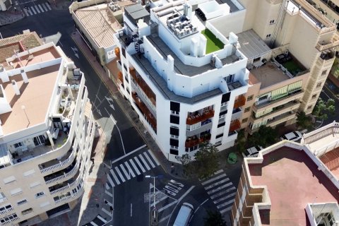 Dzīvoklis pārdošanā Torrevieja, Alicante, Spānijā 2 istabas, 75 m2 Nr. 143661 - attēls 1