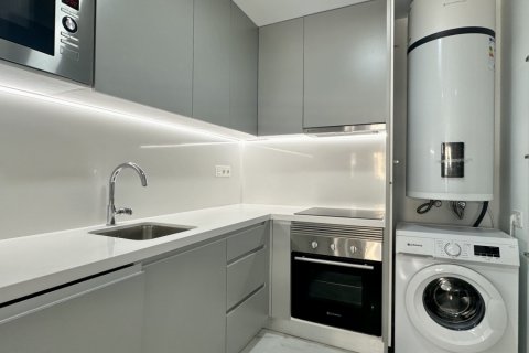 Dzīvoklis pārdošanā Torrevieja, Alicante, Spānijā 2 istabas, 75 m2 Nr. 143661 - attēls 21