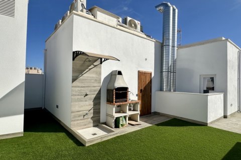 Dzīvoklis pārdošanā Torrevieja, Alicante, Spānijā 2 istabas, 75 m2 Nr. 143661 - attēls 3