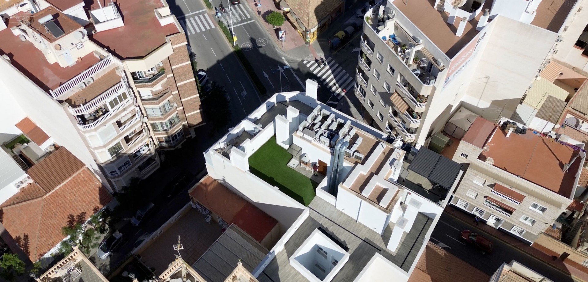 Apartment in Torrevieja, Alicante, Spain 2 bedrooms, 75 sq.m. No. 143661