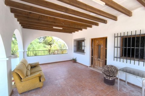 Villa for sale in Novelda, Alicante, Spain 8 bedrooms, 414 sq.m. No. 143664 - photo 10