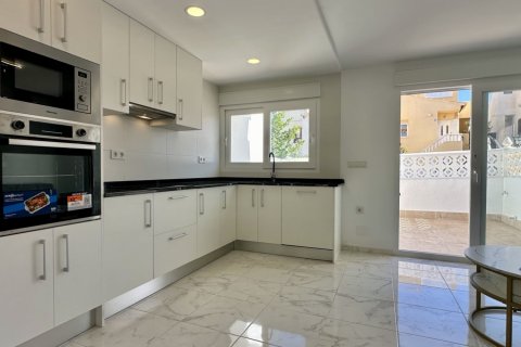 Townhouse zum Verkauf in Torrevieja, Alicante, Spanien 3 Schlafzimmer, 68 m2 Nr. 143662 - Foto 8