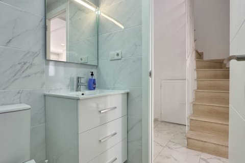 Townhouse zum Verkauf in Torrevieja, Alicante, Spanien 3 Schlafzimmer, 68 m2 Nr. 143662 - Foto 7