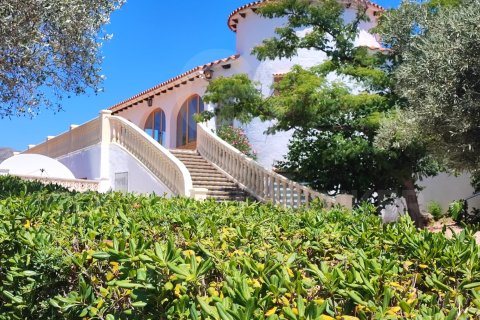 House for sale in Orba, Alicante, Spain 6 bedrooms, 400 sq.m. No. 158291 - photo 6