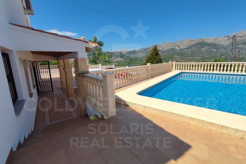 House for sale in Orba, Alicante, Spain 6 bedrooms, 400 sq.m. No. 158291 - photo 28