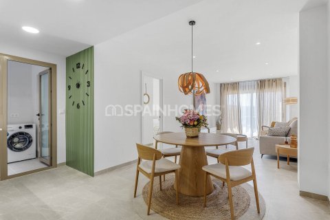 Apartamento en venta en Jacarilla, Alicante, España 3 dormitorios, 84 m2 No. 183664 - foto 9