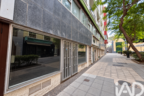 Gewerbeimmobilien in Puerto de la Cruz, Tenerife, Spanien 1 Schlafzimmer, 246 m2 Nr. 196550