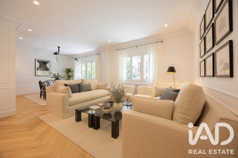 Wohnung in Madrid, Spanien 3 Schlafzimmer, 161 m2 Nr. 196552