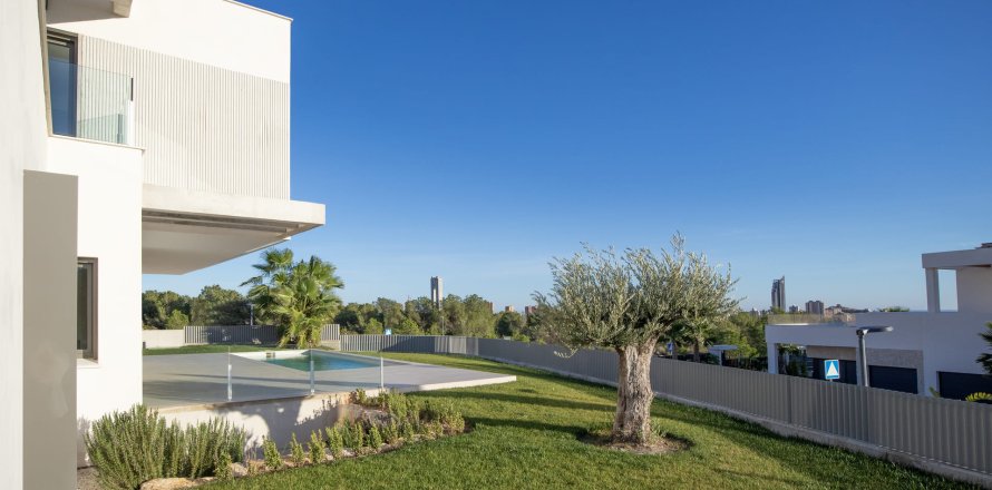 Дом в Финестрат, Аликанте, Испания 4 спальни, 244.63м2 №175442