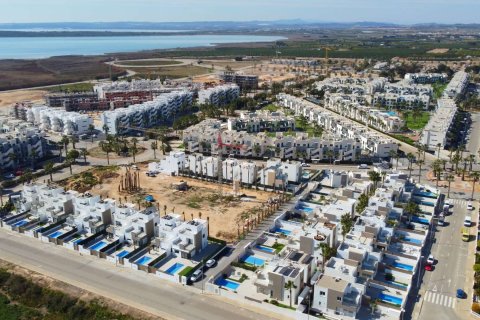 Apartament w Guardamar del Segura, Alicante, Hiszpania 2 sypialnie, 96.06 mkw. nr 175443 – zdjęcie 15