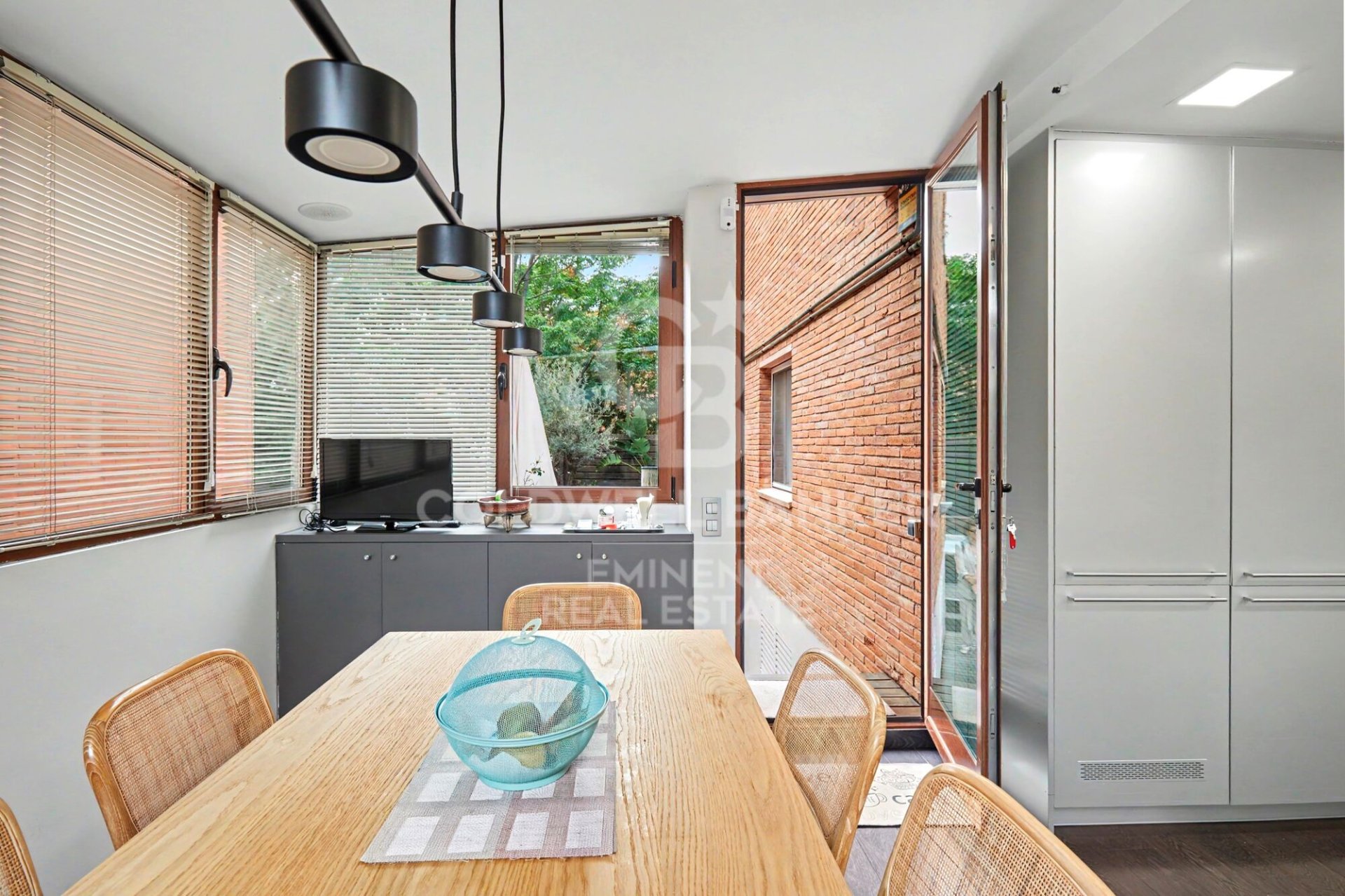 Huoneisto Esplugues de Llobregat, Barcelona, Espanja No. 178501