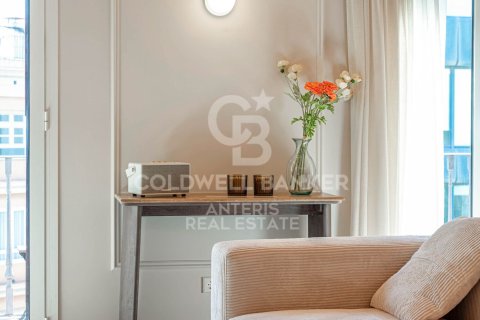 Apartment à vendre à Barcelona, Espagne, 3 chambres, 138 m2 No. 178497 - photo 13