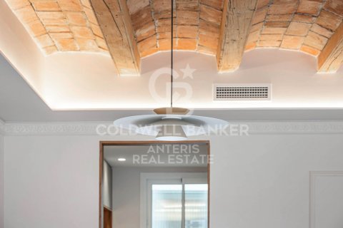 Apartment à vendre à Barcelona, Espagne, 3 chambres, 138 m2 No. 178497 - photo 11