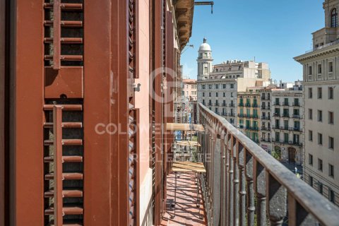 Apartment à vendre à Barcelona, Espagne, 3 chambres, 138 m2 No. 178497 - photo 8