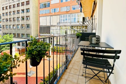 Apartment à vendre à Barcelona, Espagne, 2 chambres, 109 m2 No. 178496 - photo 13