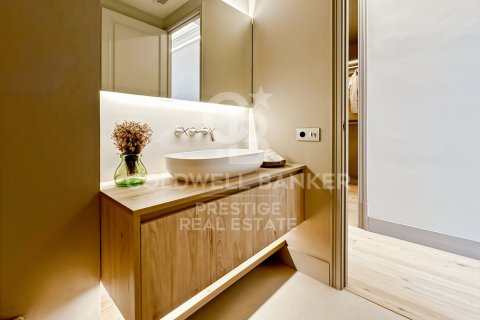 Apartment à vendre à Barcelona, Espagne, 2 chambres, 109 m2 No. 178496 - photo 18