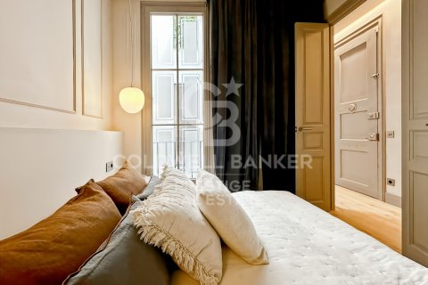 Apartment à vendre à Barcelona, Espagne, 2 chambres, 109 m2 No. 178496 - photo 26