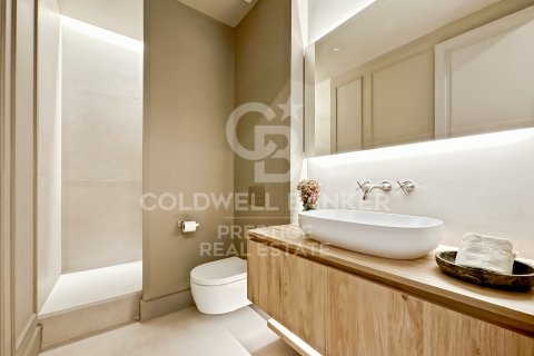 Apartment à vendre à Barcelona, Espagne, 2 chambres, 109 m2 No. 178496 - photo 19