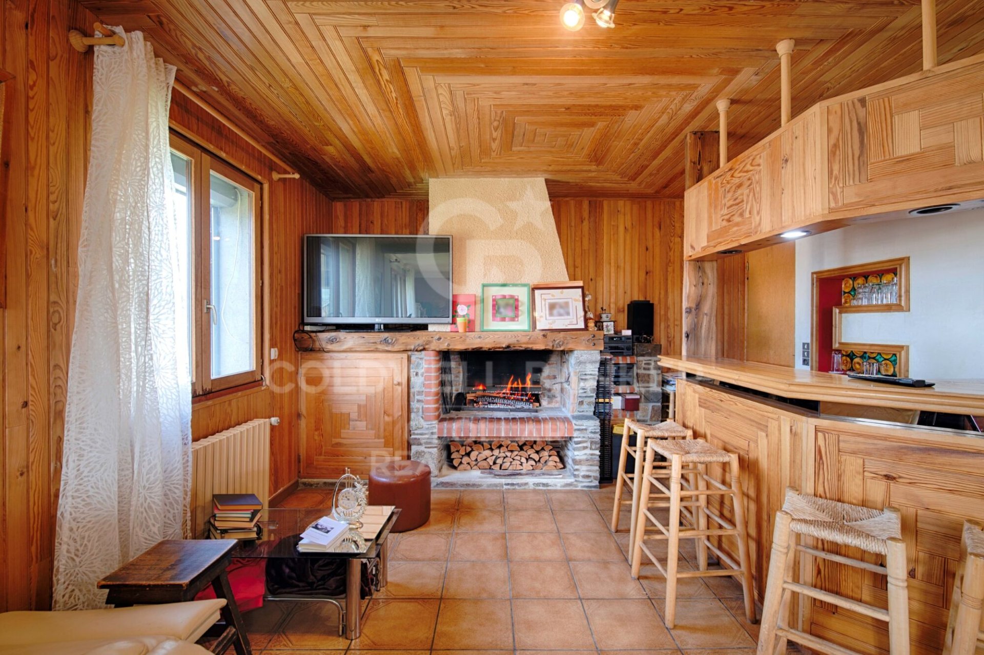 House en Espagne 6 chambres, 370 m2 No. 178500