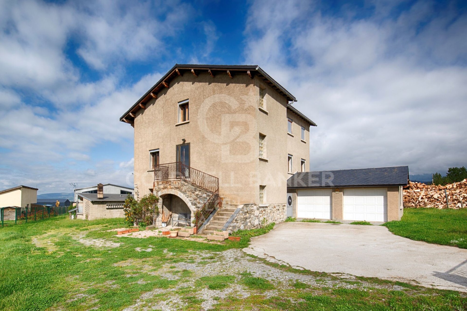 House en Espagne 6 chambres, 370 m2 No. 178500