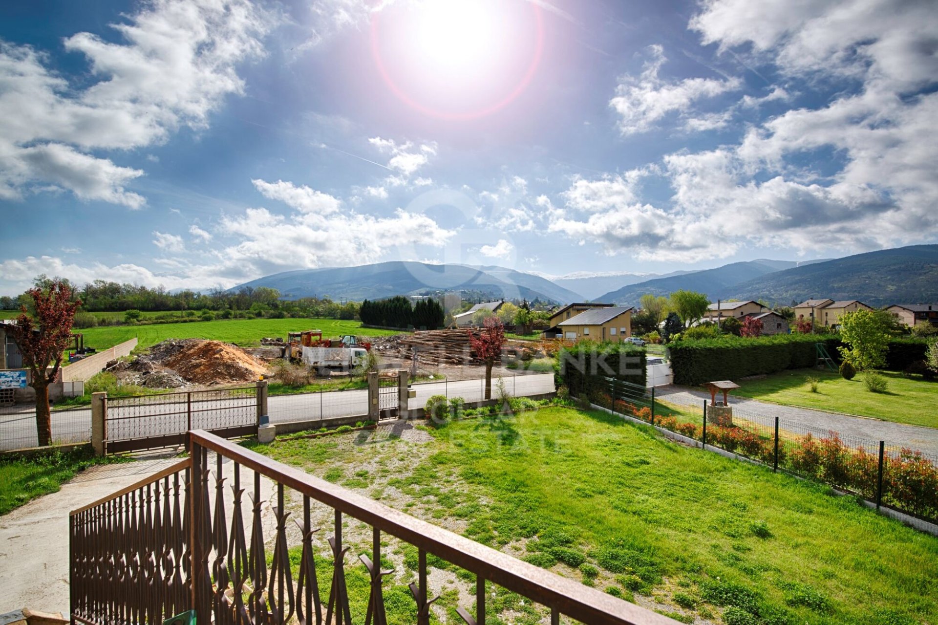 House en Espagne 6 chambres, 370 m2 No. 178500