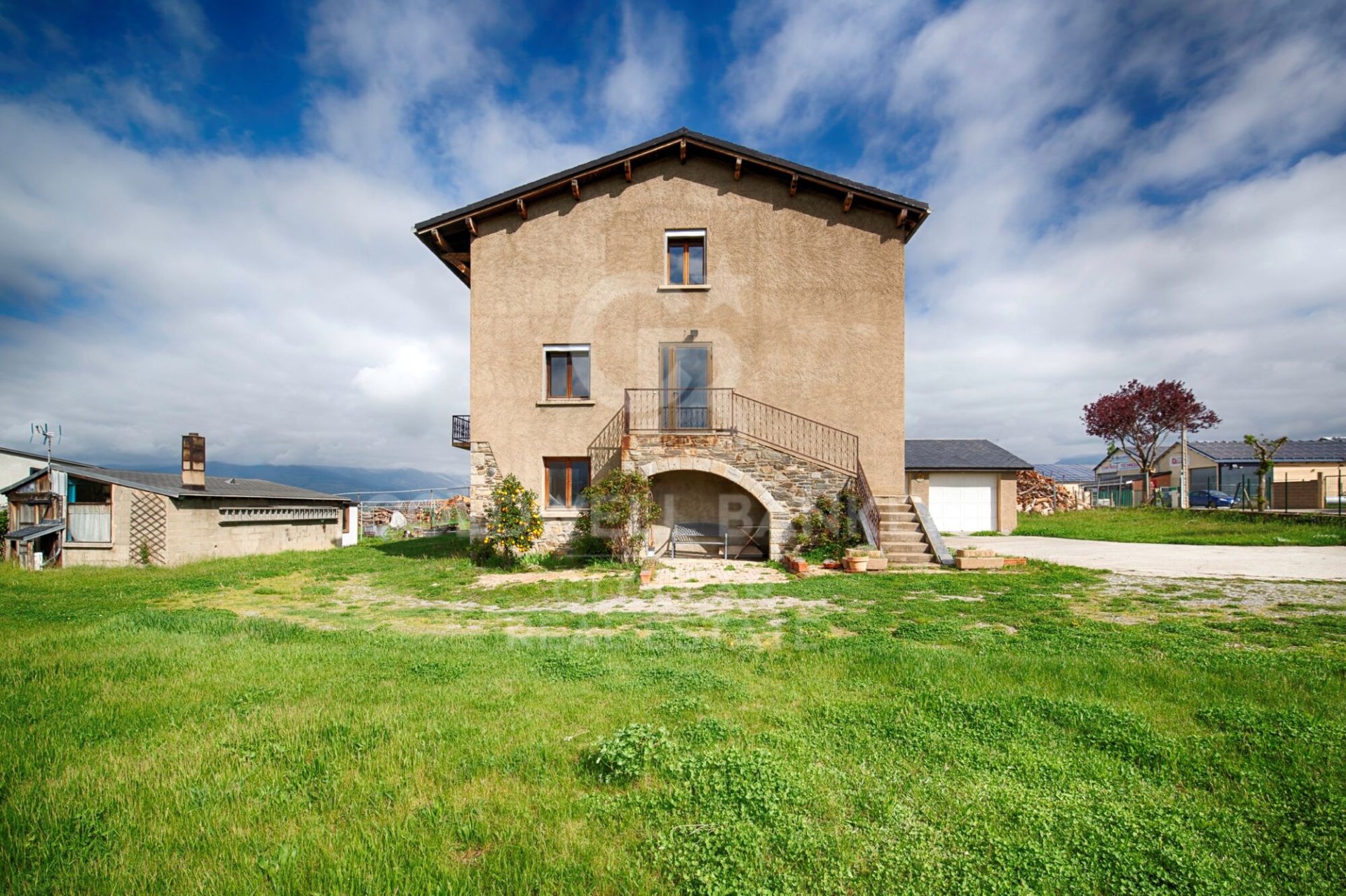 House en Espagne 6 chambres, 370 m2 No. 178500