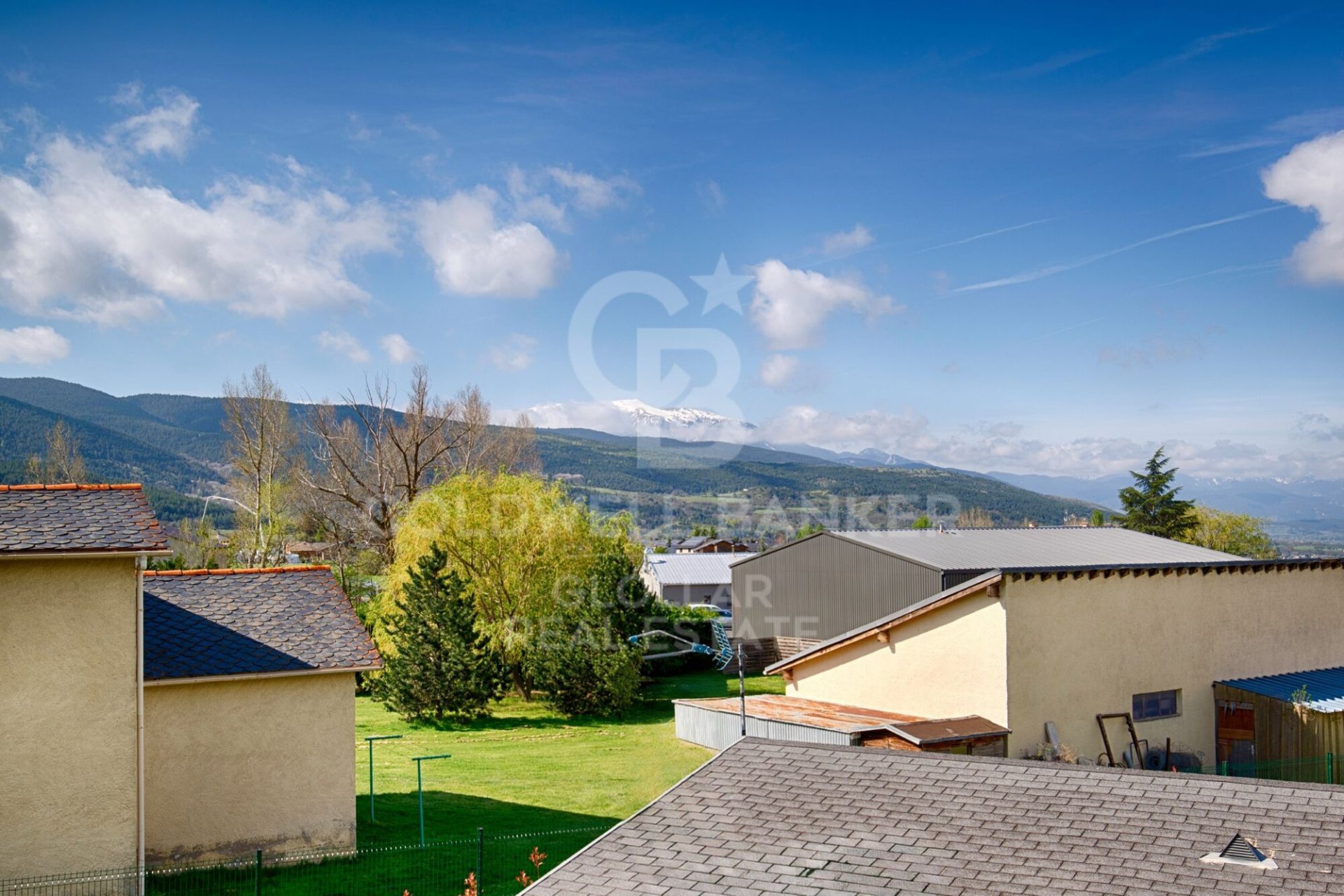 House en Espagne 6 chambres, 370 m2 No. 178500