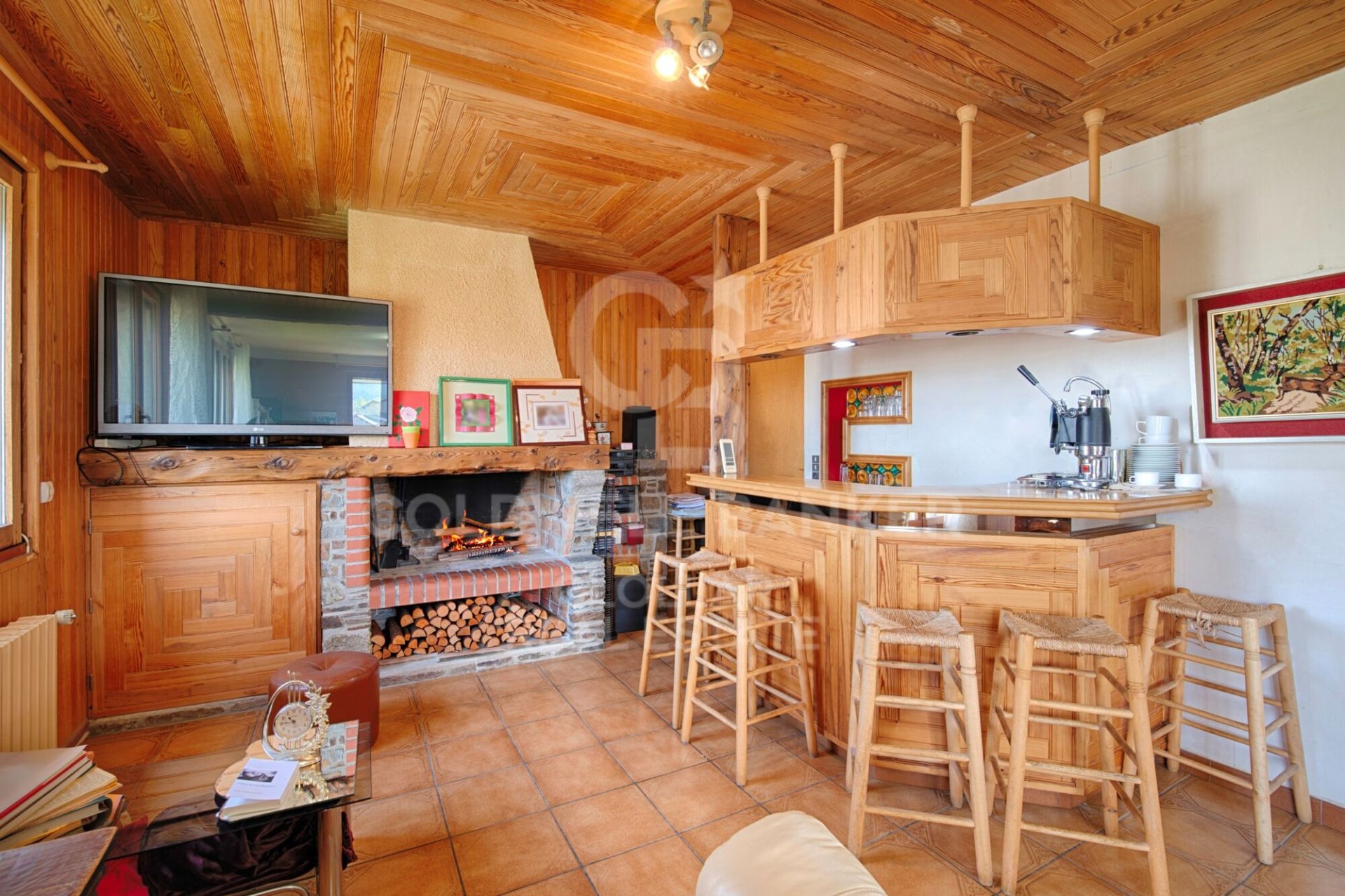 House en Espagne 6 chambres, 370 m2 No. 178500