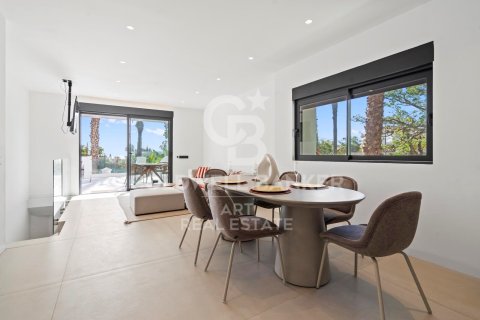 House for sale in Estepona, Malaga, Spain 4 bedrooms, 293 sq.m. No. 159263 - photo 6