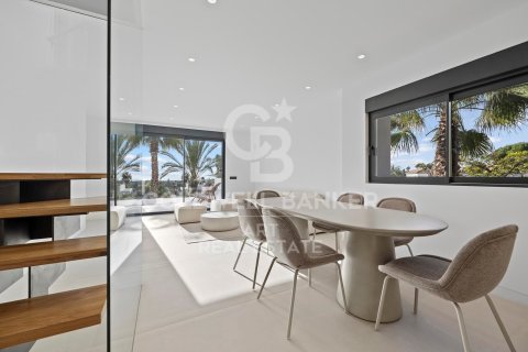 Attico in vendita a Estepona, Malaga, Spagna 3 camere da letto, 207 mq. N° 159262 - foto 18
