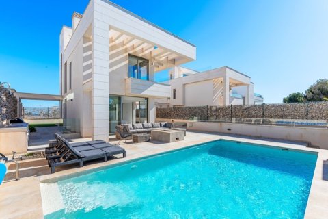 Villa zum Verkauf in Alicante, Spanien 6 Schlafzimmer, 197 m2 Nr. 145300 - Foto 1