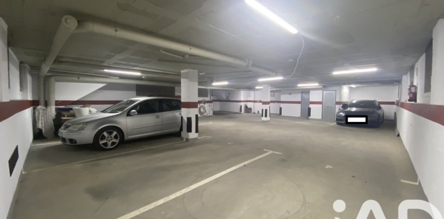 Autotallit Barbate, Cadiz, Espanja 242 m2 No. 152772