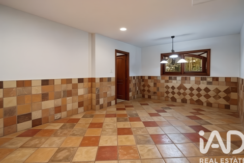 Dom w Villalbilla, Madrid, Hiszpania 7 sypialni, 351 mkw. nr 152768 – zdjęcie 3