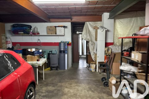 Dom w Terrassa, Barcelona, Hiszpania 8 sypialni, 512 mkw. nr 152770 – zdjęcie 29