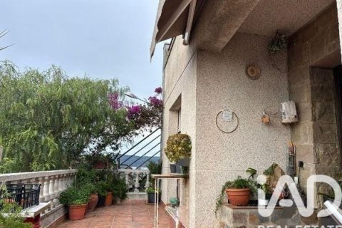 Dom w Terrassa, Barcelona, Hiszpania 8 sypialni, 512 mkw. nr 152770 – zdjęcie 22