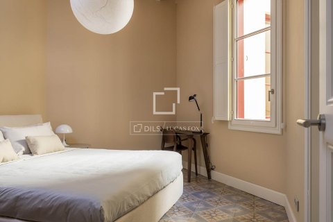 Lägenhet för uthyrning i Barcelona, Spanien 3 sovrum, 250 kvm. Nr. 161476 - foto 28