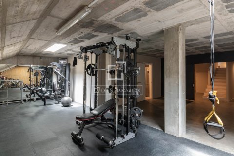 Villa for rent in Gava, Barcelona, Spain 6 bedrooms, 800 sq.m. No. 161477 - photo 30