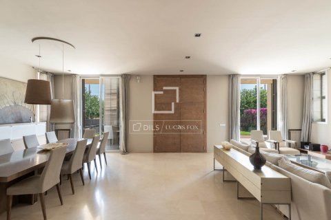 Villa for rent in Gava, Barcelona, Spain 6 bedrooms, 800 sq.m. No. 161477 - photo 7