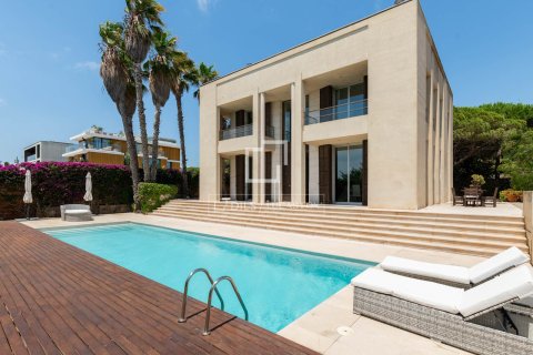 Villa for rent in Gava, Barcelona, Spain 6 bedrooms, 800 sq.m. No. 161477 - photo 3